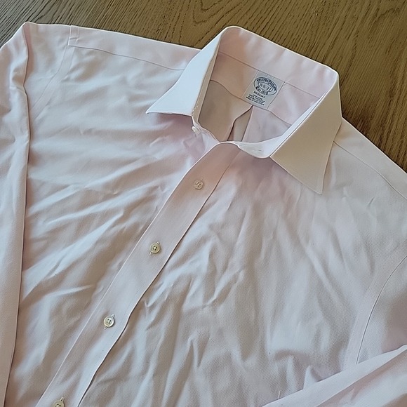 Brooks Brothers Other - Brooks Brothers Dress Shirt Men's 16.5 33 Regent Pink Non-Iron Supima Cotton